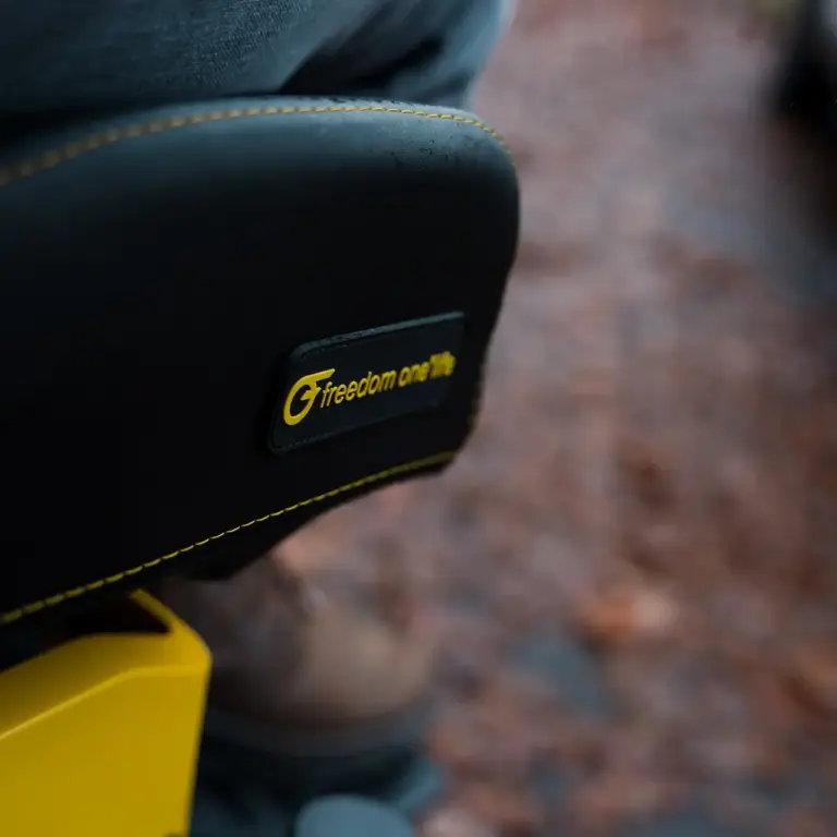 freedom-one-life-chair-logo